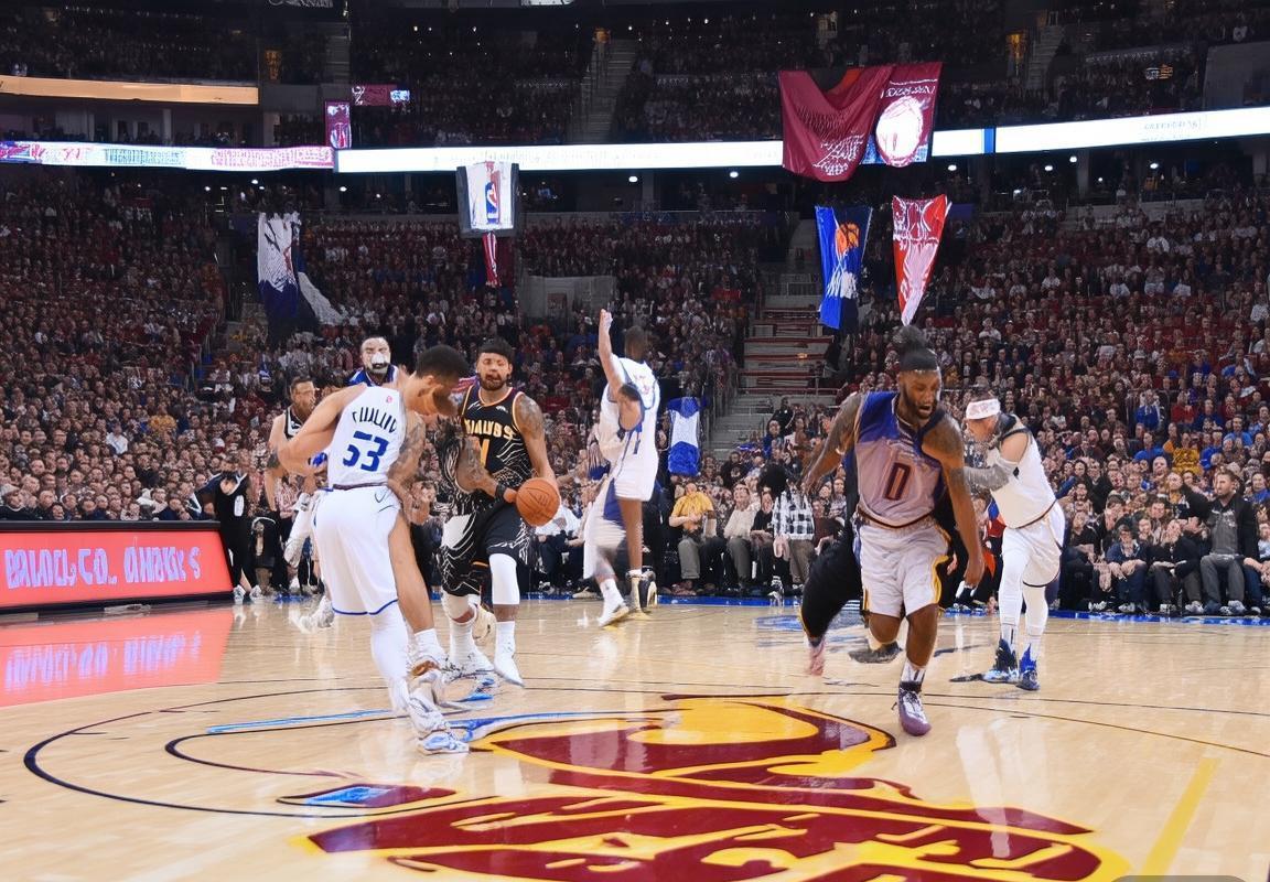 2018年NBA经典对决：骑士小牛巅峰之战回顾(图3)